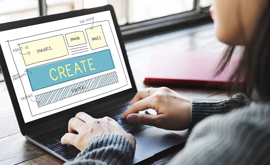 How to Build a Startup Website in 2025